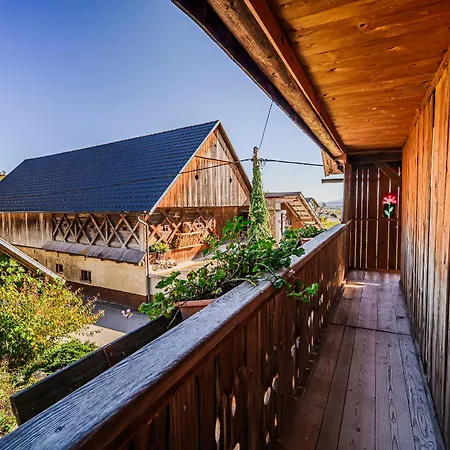 Traditional Slovenian House Pr'belej Ferienhaus