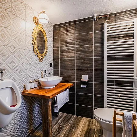 Traditional Slovenian House Pr'belej Vikendica