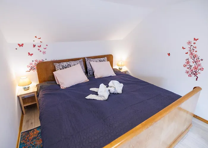 Traditional Slovenian House Pr'belej Ferienhaus *