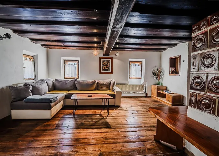Traditional Slovenian House Pr'belej Casa de Férias