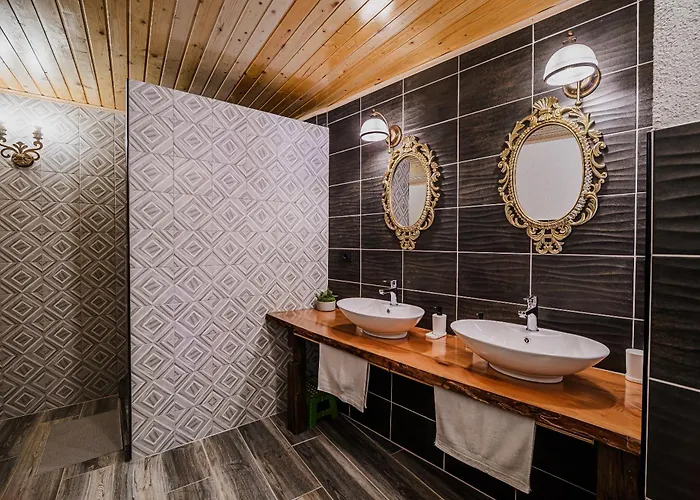 Traditional Slovenian House Pr'belej * Zgornje Gorje