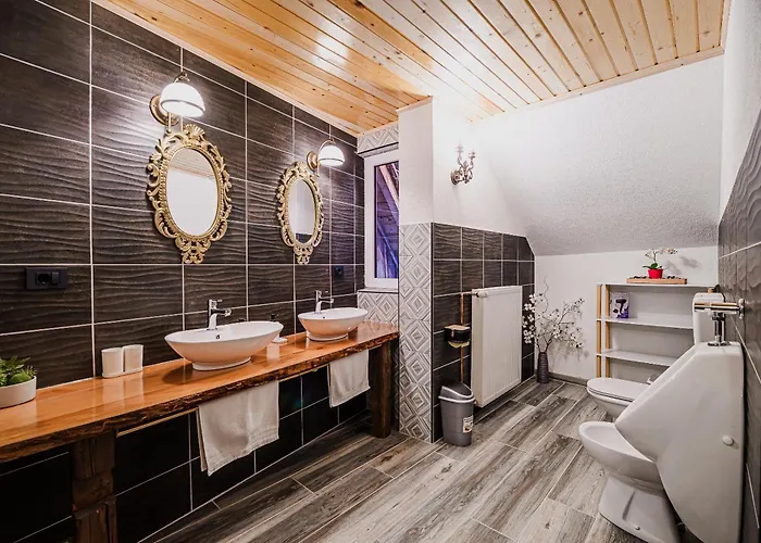 Traditional Slovenian House Pr'belej * Zgornje Gorje